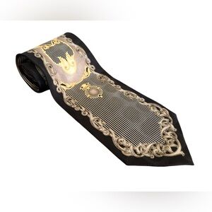 Luxurious Black and Gold Men's Tie